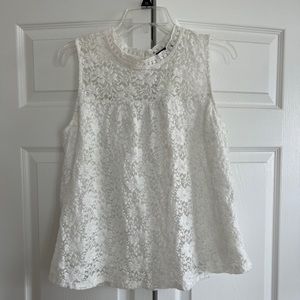 Lace sleeveless high neck blouse